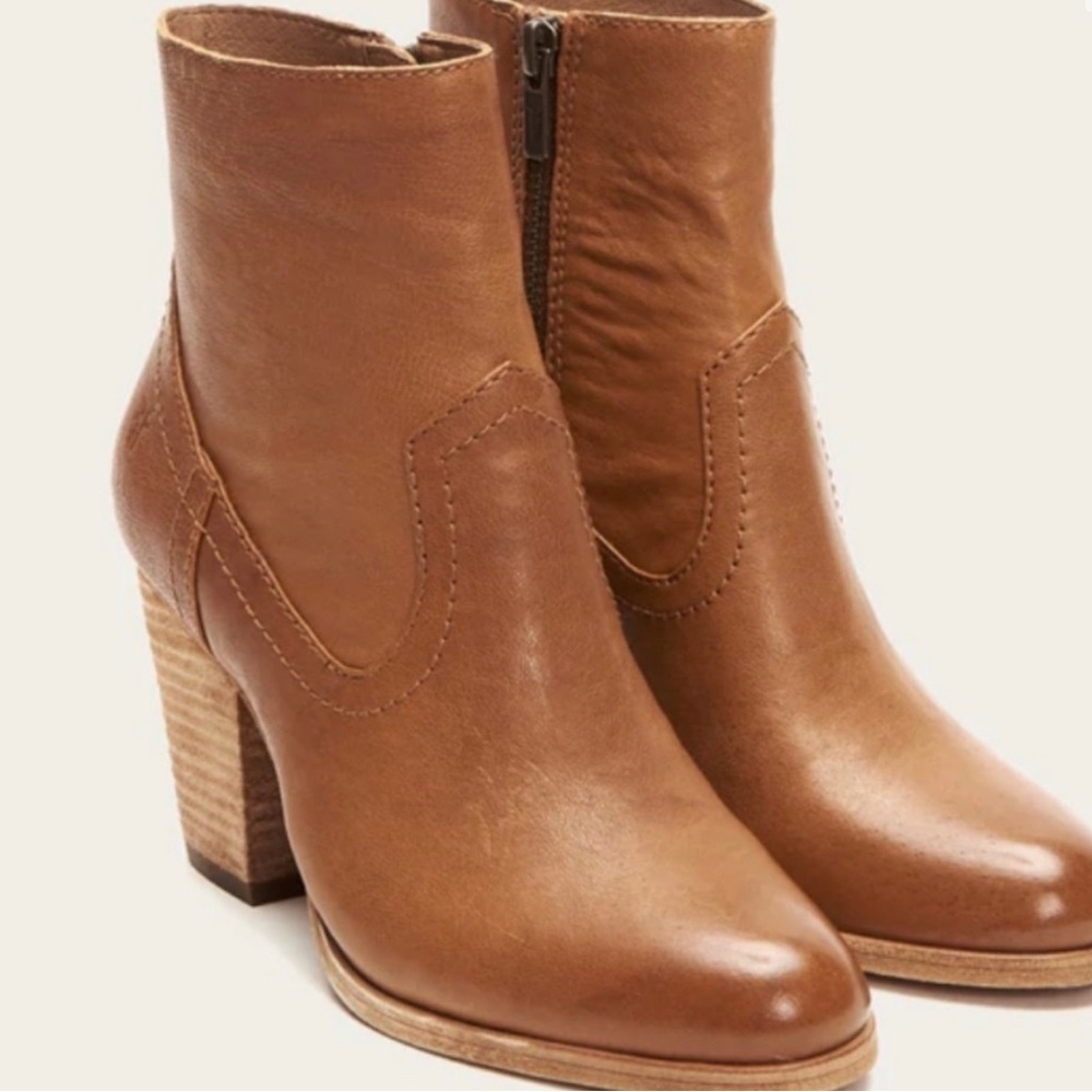 Frye Essa Cognac bootie